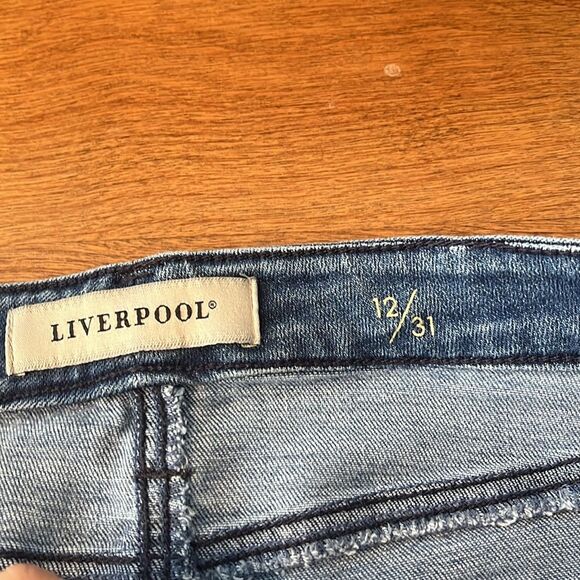 Liverpool Crop Straight Leg Jeans - Picture 4 of 7
